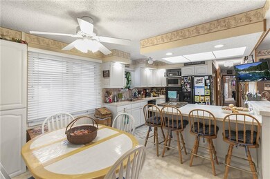 3 Woodbridge Dr, Bella Vista, AR 72714 - photo 3