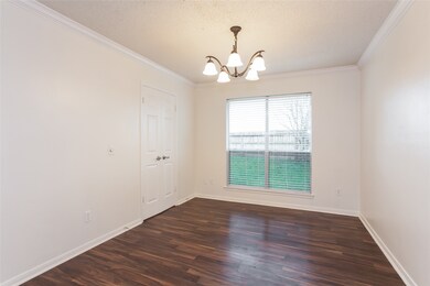 4015 Elmwood Dr, Pearland, TX 77584 - photo 4