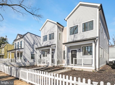 716 Malcolm x Ave SE, Washington, DC 20032 - photo 2