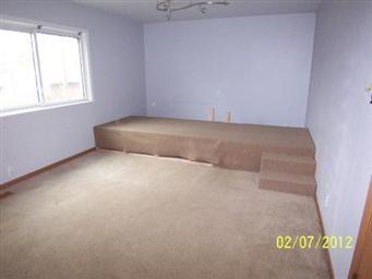 218 N Cresthill Ave, McHenry, IL 60051 - photo 5