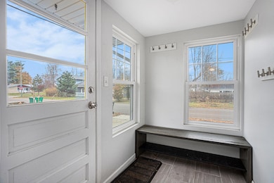 513 Hill St, Three Rivers, MI 49093 - photo 4