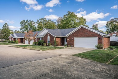 8607 Mill Spring Place unit 8607, Louisville, KY 40228 - photo 3