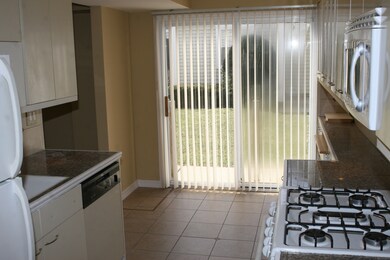 1213 Cypress Dr unit 2C, Wheeling, IL 60090 - photo 6