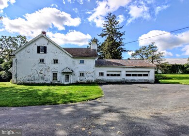 2225 Chestnut Tree Rd, Honey Brook, PA 19344 - photo 3