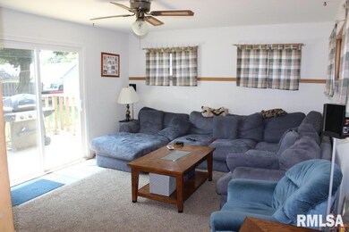 2020 44th St, Rock Island, IL 61201 - photo 3