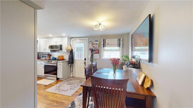 239 Columbus Ave, Pawtucket, RI 02861 - photo 5