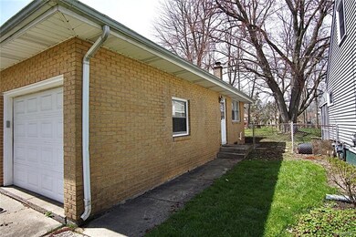 368 E Stenzil St, North Tonawanda, NY 14120 - photo 2