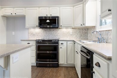 7 Shropshire Dr, Bella Vista, AR 72714 - photo 6