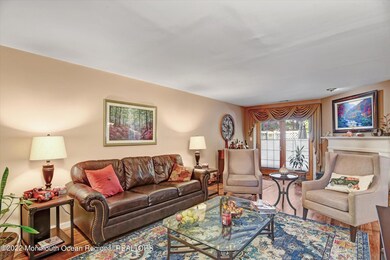 07-Living Room