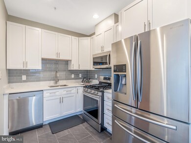 2921 Deer Hollow Way unit 113, Fairfax, VA 22031 - photo 3