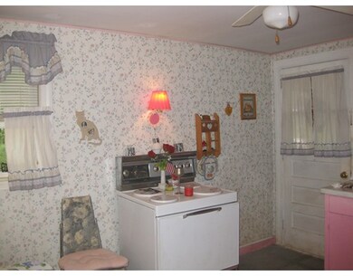 48 Potter Rd, Waltham, MA 02453 - photo 4