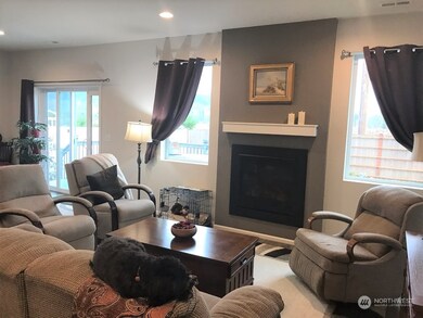 830 Maple Ln SW unit L-60, Orting, WA 98360 - photo 4