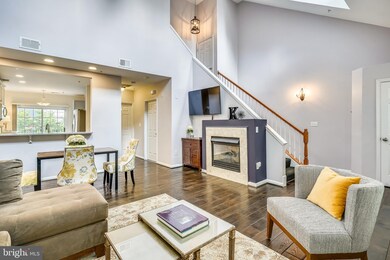 719B Massey Ln unit B, Alexandria, VA 22314 - photo 6