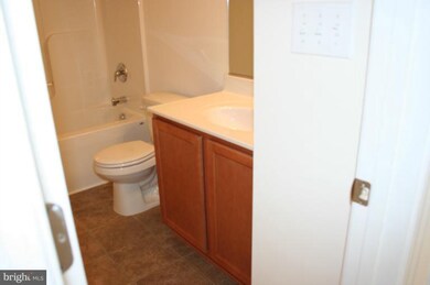 9 Wakefield Dr, Colonial Beach, VA 22443 - photo 6