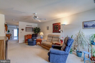 1553 Foresman Dr, Pottstown, PA 19464 - photo 5