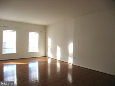 4552 Hidden Stream Ct unit 44, Owings Mills, MD 21117 - photo 5