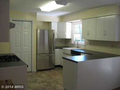 227 Larrick Ln, Middletown, VA 22645 - photo 7