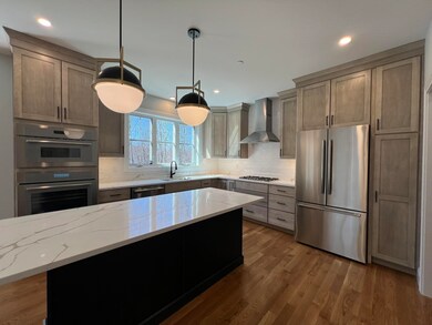198 Sage Ln, Portsmouth, NH 03801 - photo 3