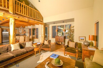Living area seating