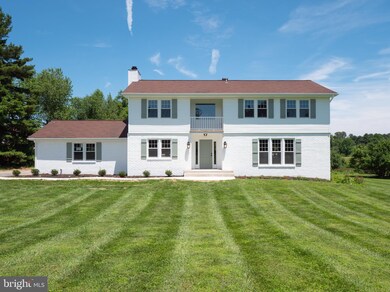 3 Hunter Lake Ct, Upperco, MD 21155 - photo 2