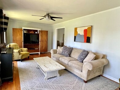 1907 Robinhood Rd, Albany, GA 31707 - photo 2