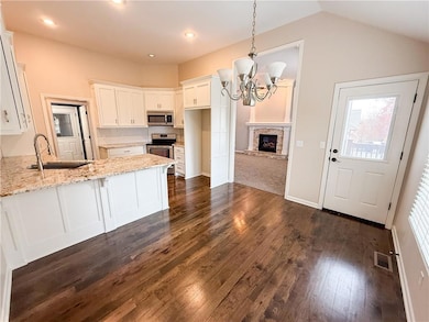 1517 Johnston Dr, Raymore, MO 64083 - photo 4