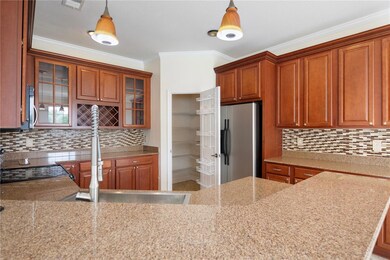 9613 Simeon Dr, Land O Lakes, FL 34638 - photo 7