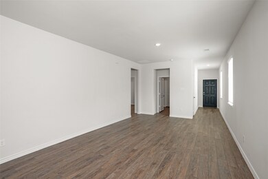 1706 Luke St, Ennis, TX 75119 - photo 7