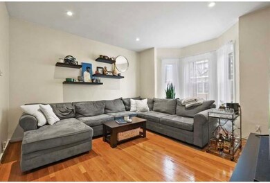 911 E 2nd St unit 1, Boston, MA 02127 - photo 2