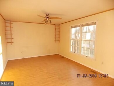 11920 Susan Ln, Lusby, MD 20657 - photo 5