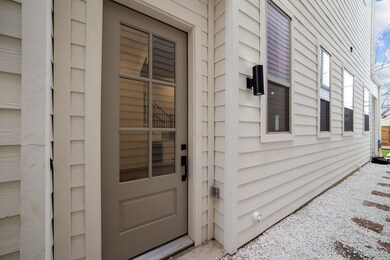 617 W 26th St, Houston, TX 77008 - photo 2