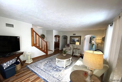 446 Dickinson St, Johnstown, PA 15905 - photo 4