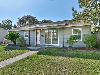 1735 W 43rd St, Houston, TX 77018 - photo 3