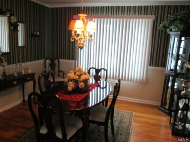 1613 Arrowwood Dr, Easton, PA 18040 - photo 5