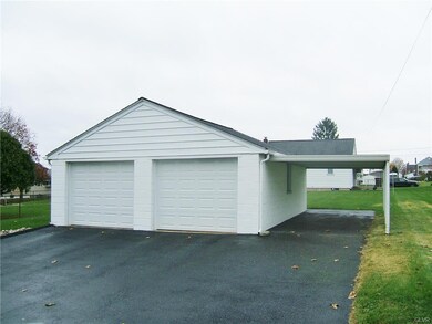 2210 N 3rd Ave, Whitehall, PA 18052 - photo 3