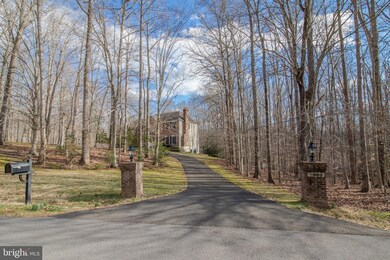 7905 Clifton Hunt Ct, Clifton, VA 20124 - photo 4
