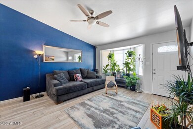 04-Living Room