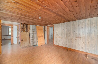 Interior6