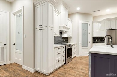 2301 W Elbrus Ave, Edinburg, TX 78539 - photo 6