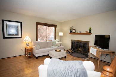 7841 Rimbley Rd, Woodbury, MN 55125 - photo 4