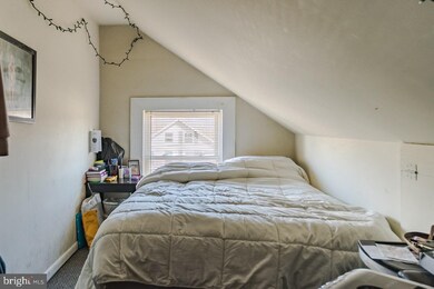 442 Franklin St, Alburtis, PA 18011 - photo 5