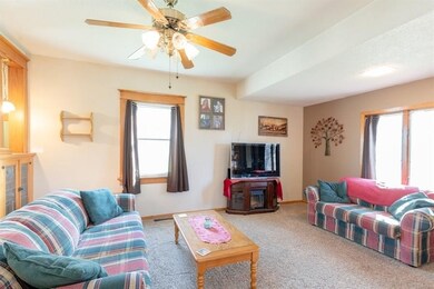 Spacious and bright living room