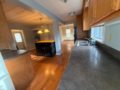 33 Maple St, Randolph, VT 05060 - photo 6