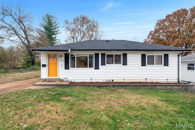 9100 Arvin Place, Saint Louis, MO 63123 - photo 2