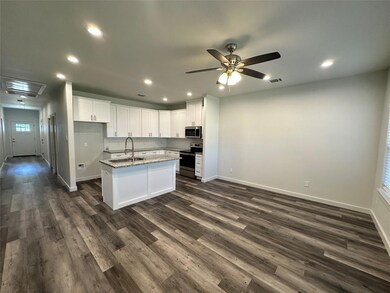 1005 Dubois St, Denison, TX 75020 - photo 2