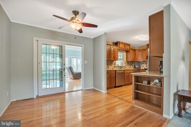 22030 Daniel Ct, California, MD 20619 - photo 5