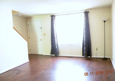 8 Oliver St unit E, Haverhill, MA 01832 - photo 3