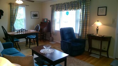 24 Morgan St, Bellows Falls, VT 05101 - photo 4