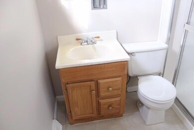 Francisco Bathroom 3.jpg