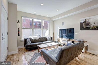 619 Newton Place NW unit 101, Washington, DC 20010 - photo 4